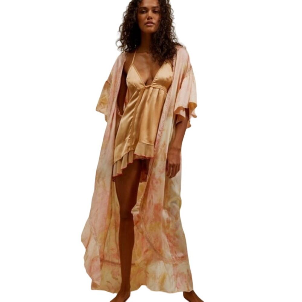 Free People Moonbeams Washed Robe Peach and Orange size Medium
